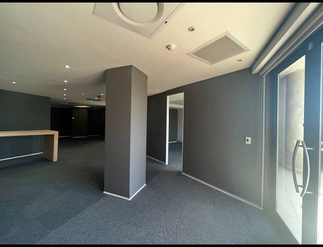 631M² OFFICE TO LET IN MELROSE ARCH